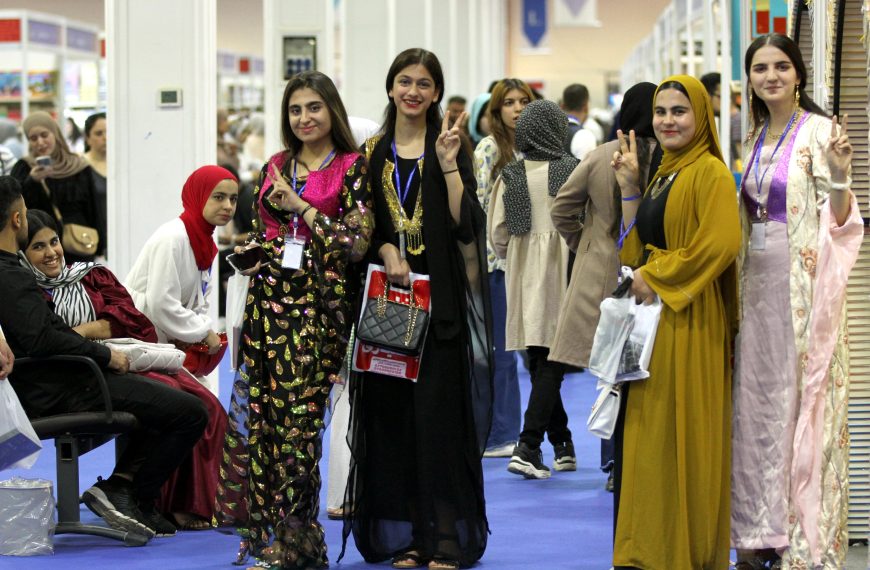 معرض أربيل الدولي للكتاب.. جمهور نسوي واسع وإقبال كبير على الكتاب الكوردي