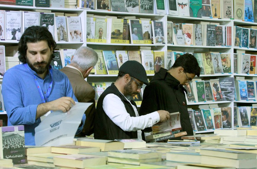 قدموا إلى المعرض من مختلف مدن العراق معرض اربيل الدولي للكتاب بعيون زائريه