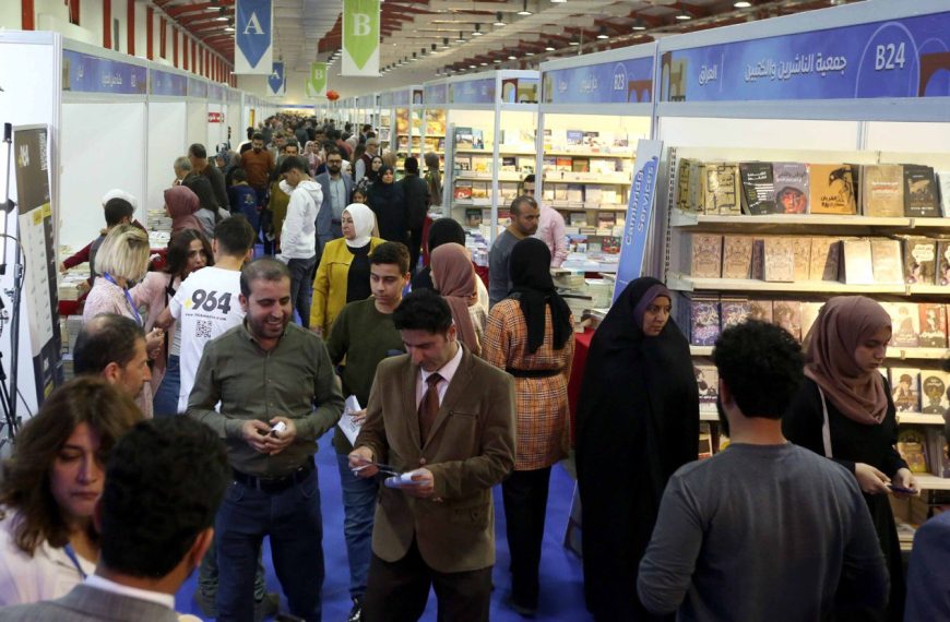 نادي (المدى) للقراءة.. دور فاعل في معارض الكتب وخارجها !