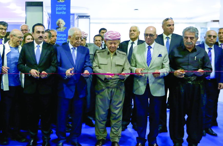 خلال افتتاح معرض أربيل الدولي للكتاب..الرئيس بارزاني: نشهد عاماً بعد آخر تطوراً ملحوظاً في معرض الكتاب