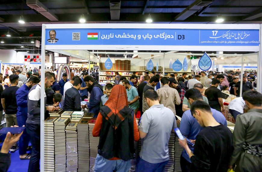 في جناح دور النشر العربية: الإقبال على الرواية لا ينخفض