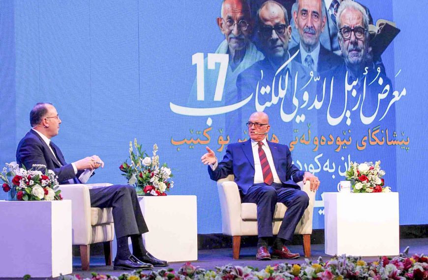 محمد سلماوي في لقاء مباشر مع جمهور الكتاب: المثقف له دور أهم من رجل السياسة في المواقف الكبرى