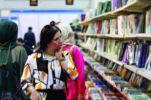 وێڕای جەنجاڵی ئامرازەكانی کات بەسەربردن،پێشوازییەكی جیهانیی لە كتێب دەكرێت
